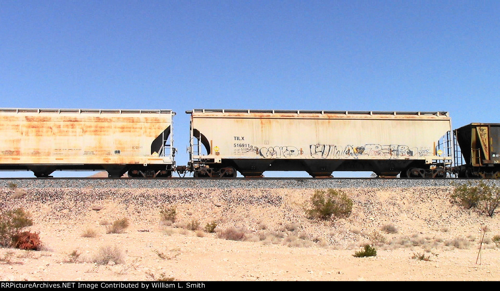 EB Manifest Frt at Erie NV W-Pshr -86